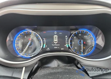 2023 Chrysler Pacifica Touring L z USA, uszkodzony, nr VIN 2C4RC1BG6PR625484